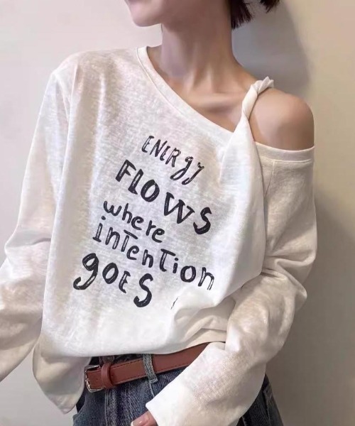 NANEA（ナネア）の「フロントロゴプリントワンショルダーカットソー（Tシャツ/カットソー・レディース・グレー/ホワイト/ネイビー・SMALL/MEDIUM/LARGE）」の14枚目の写真