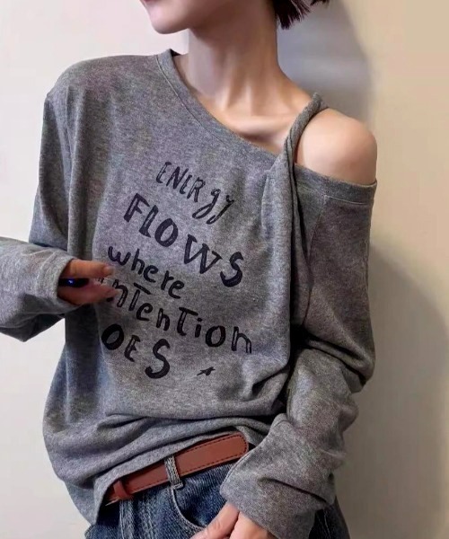 NANEA（ナネア）の「フロントロゴプリントワンショルダーカットソー（Tシャツ/カットソー・レディース・グレー/ホワイト/ネイビー・SMALL/MEDIUM/LARGE）」の9枚目の写真