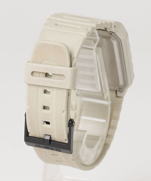 CASIO(カシオ)の「デジタル腕時計(デジタル腕時計・レディース・ベージュ・-)」の2枚目の写真