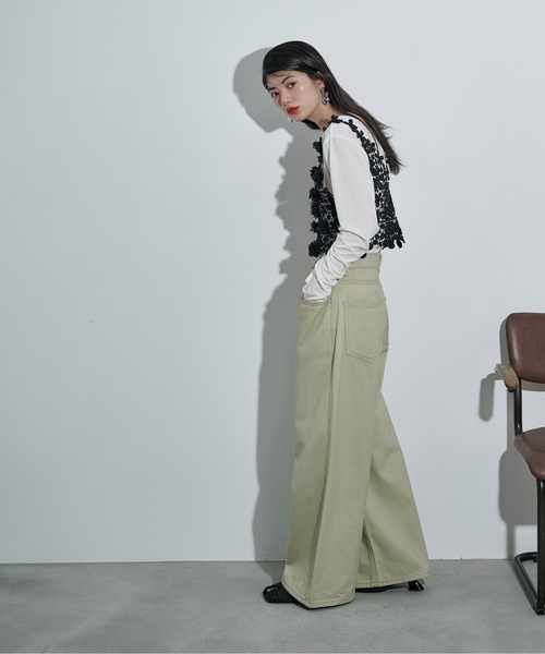 THE YOn（ザヨン）の「フラワーモチーフレースVネックビスチェ（その他トップス・レディース・オフホワイト/ブラック・FREE）」の12枚目の写真