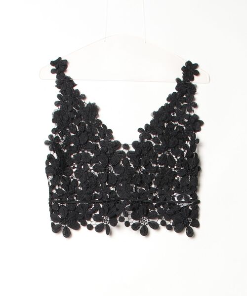 THE YOn（ザヨン）の「フラワーモチーフレースVネックビスチェ（その他トップス・レディース・オフホワイト/ブラック・FREE）」の8枚目の写真