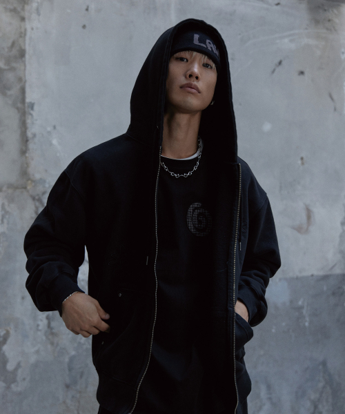 TONY LAWRENCE(トニーローレンス)の「アプリケフードジップアップ ブラック(パーカー・レディース・その他・SMALL/MEDIUM/LARGE)」の5枚目の写真