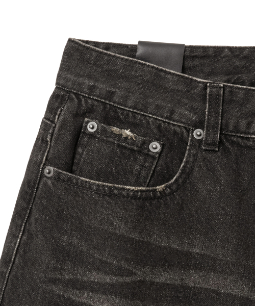 NOIRER(ノイア)の「キャットウォッシングワイドバミューダデニムパンツ(ブラック)(デニムパンツ・メンズ・その他・48/50/52)」の4枚目の写真