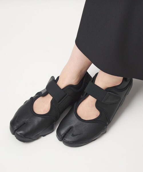 NIKE(ナイキ)の「<NIKE>エア リフト シューズ(スニーカー・レディース・ブラック/シルバー・25cm/24cm/22cm/23cm)」の7枚目の写真