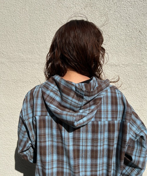A.D.C.L.(エーディーシーエル)の「チェック柄 フード付き シャツ(シャツ/ブラウス・レディース・ブラック/ライトブルー・L/M)」の10枚目の写真