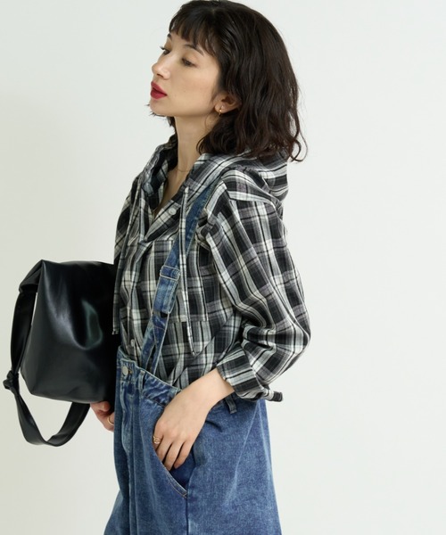 A.D.C.L.(エーディーシーエル)の「チェック柄 フード付き シャツ(シャツ/ブラウス・レディース・ブラック/ライトブルー・L/M)」の3枚目の写真