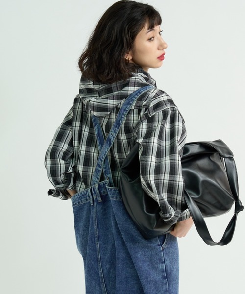 A.D.C.L.(エーディーシーエル)の「チェック柄 フード付き シャツ(シャツ/ブラウス・レディース・ブラック/ライトブルー・L/M)」の4枚目の写真