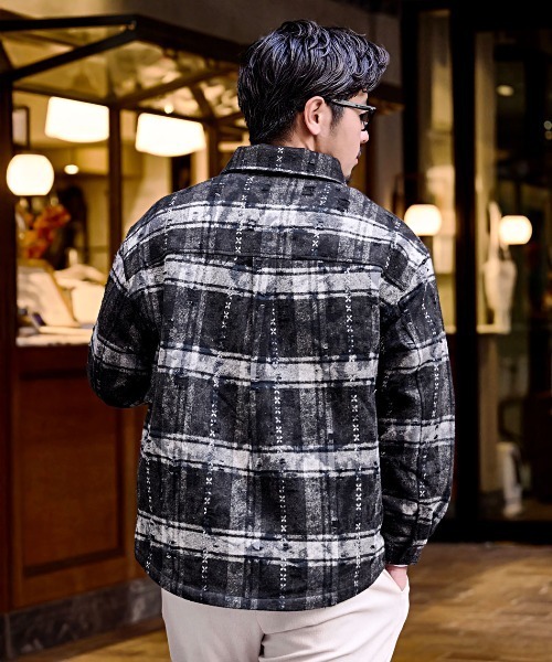 BENUSTA（ベヌスタ）の「『BENUSTA/ベヌスタ』ケミカルブリーチ ダメージチェックシャツジャケット【GC】（ブルゾン・メンズ・ピンク/ブルー・L/M）」の5枚目の写真