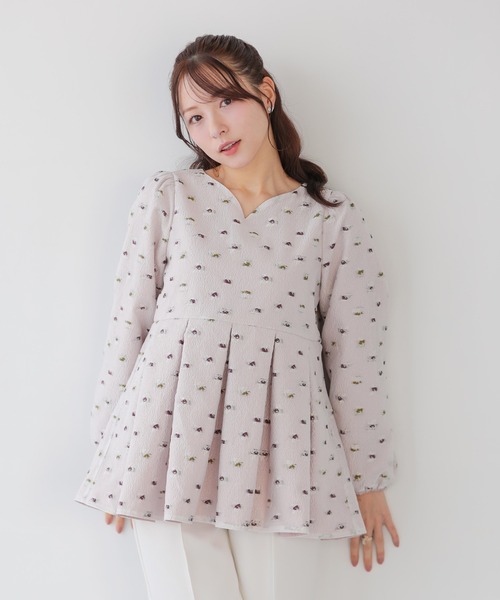 Fit more(フィットモア)の「シアージャガード花柄タック長袖ブラウス(シャツ/ブラウス・レディース・ピンク/ホワイト/ブラック・FREE)」の3枚目の写真