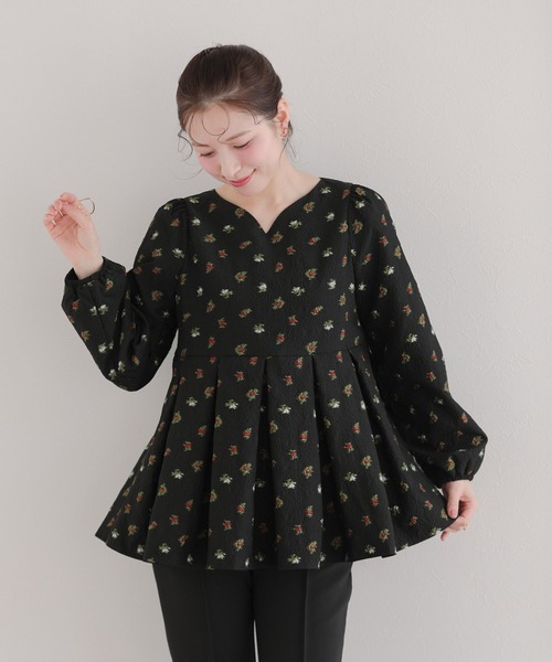 Fit more(フィットモア)の「シアージャガード花柄タック長袖ブラウス(シャツ/ブラウス・レディース・ピンク/ホワイト/ブラック・FREE)」の8枚目の写真