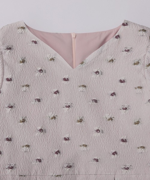 Fit more(フィットモア)の「シアージャガード花柄タック長袖ブラウス(シャツ/ブラウス・レディース・ピンク/ホワイト/ブラック・FREE)」の16枚目の写真