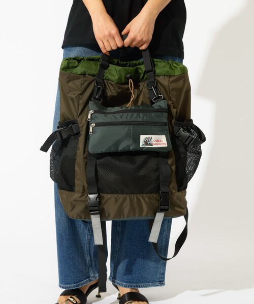 Caribou(カリブー)の「【CARIBOU MOUNTAINEERING】ORGANIZER POUCH / オーガナイザーポーチ / サコッシュ / ポーチ / ショルダーバッグ / 2WAY(ショルダーバッグ・レディース・ブラック/グレー・フリー)」の9枚目の写真