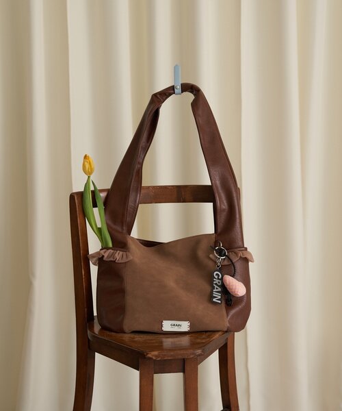 GRAIN（グレイン）の「【GRAIN/グレイン】スウェードドッキングチュールトートバック（トートバッグ・レディース・ブラウン/アイボリー/グリーン・FREE）」の3枚目の写真