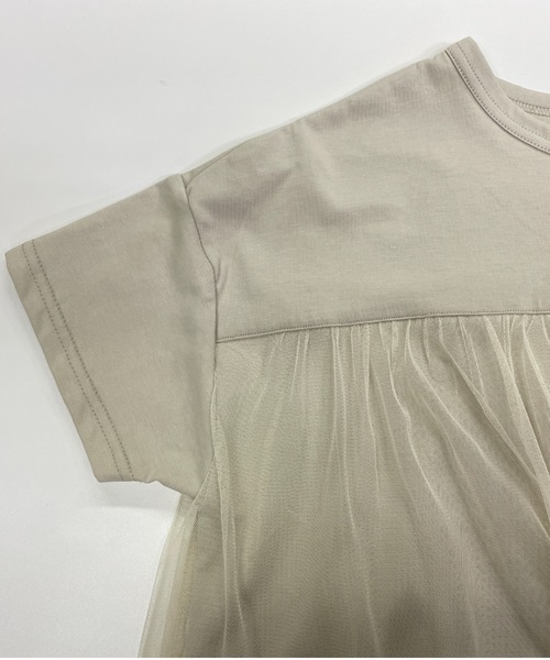 Belta attrice（ベルタアトリーチェ）の「チュールドッキング異素材フレンチスリーブTシャツ（Tシャツ/カットソー・レディース・グレイッシュベージュ/ブラック/ホワイト・FREE）」の10枚目の写真