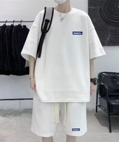 link lot(リンクロット)の「【2点セット付き】 ワッフルジャガード セットアップ(ルームウェア/パジャマ・メンズ・グレー/ブラック/ホワイト・L/M)」の2枚目の写真