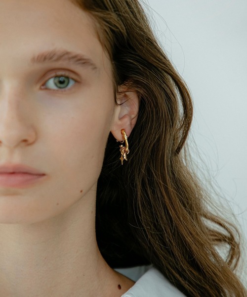 LAPUIS（ラピュイ）の「LAPUIS(ラピュイ)Sammy Charm earrings（イヤリング・レディース・ゴールド/マルチ・FREE）」の11枚目の写真