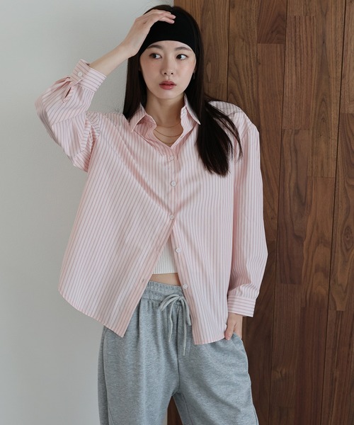 J by blue(ジェイバイブルー)の「カラーストライプシャツ(シャツ/ブラウス・レディース・ピンク/ホワイト/ブルー・MEDIUM)」の1枚目の写真