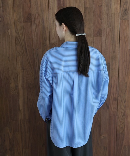 J by blue(ジェイバイブルー)の「カラーストライプシャツ(シャツ/ブラウス・レディース・ピンク/ホワイト/ブルー・MEDIUM)」の18枚目の写真