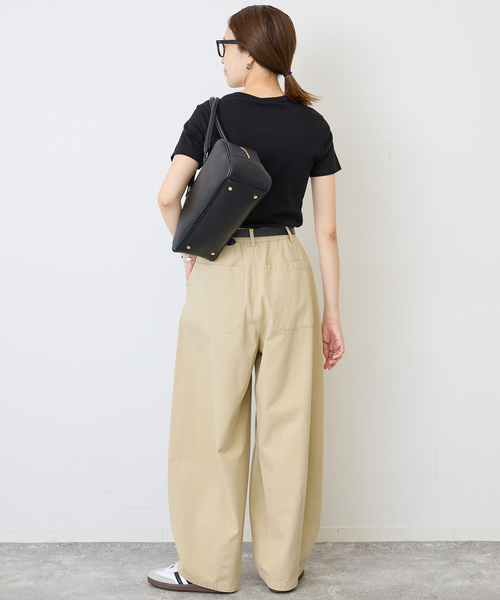 SLOBE IENA(スローブイエナ)の「《追加》パウダリーチノタックカーブトラウザー(チノパンツ・レディース・ホワイト/ベージュ・36/38)」の22枚目の写真