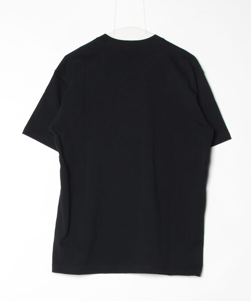 NEW ERA(ニューエラ)の「ニューエラ SS CT TEE FLAG LOGO MID BLK 261(Tシャツ/カットソー・メンズ・ブラック・M/L/LL)」の2枚目の写真