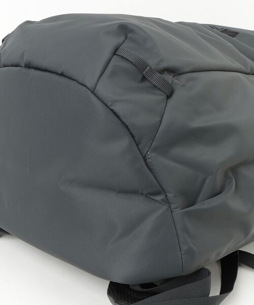 karrimor（カリマー）の「highlands 24（バックパック/リュック・メンズ・ダークグレー/ブラック・FREE）」の4枚目の写真