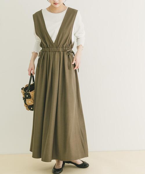 ITEMS URBANRESEARCH（アイテムズ アーバンリサーチ）の「ギャザージャンパースカート(ロングスリーブインナーセット)（ワンピース・レディース・モカ/チャコールグレー/ブラック・FREE）」の3枚目の写真