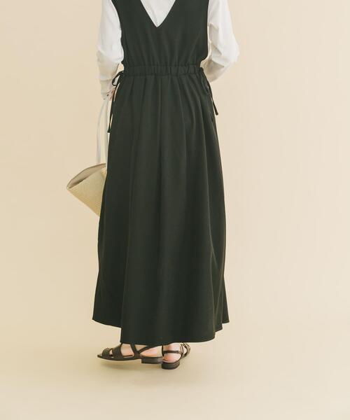 ITEMS URBANRESEARCH（アイテムズ アーバンリサーチ）の「ギャザージャンパースカート(ロングスリーブインナーセット)（ワンピース・レディース・モカ/チャコールグレー/ブラック・FREE）」の7枚目の写真