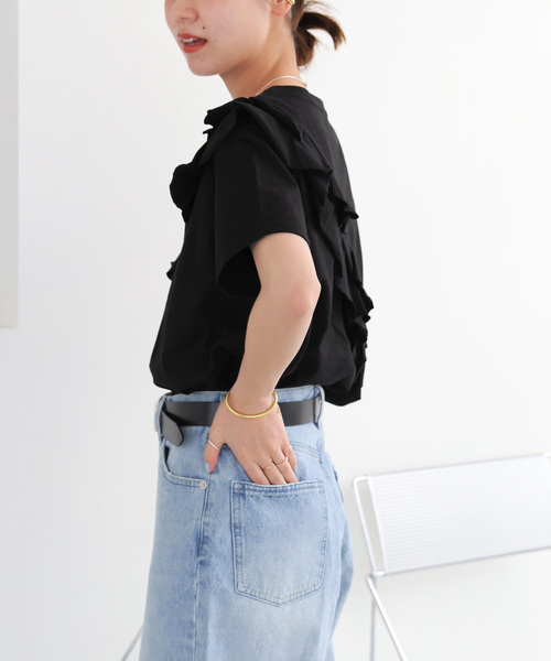 JOURNAL STANDARD relume(ジャーナルスタンダード レリューム)の「《WEB限定追加》アシンメトリーフリルTEE(Tシャツ/カットソー・レディース・ホワイト/ブラック・FREE)」の10枚目の写真