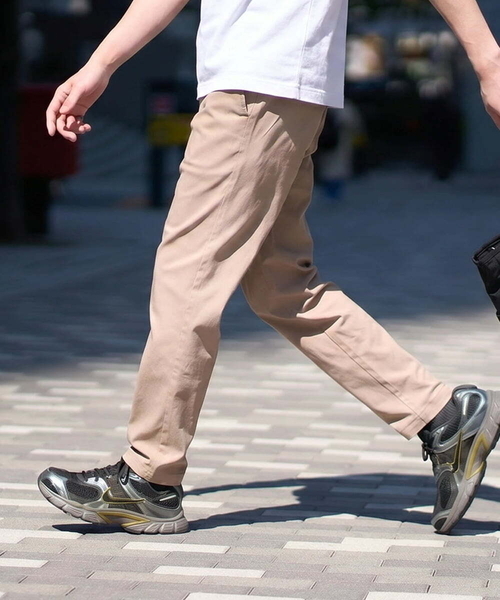 a.v.v(アーヴェヴェ)の「人気のベーシック【 WEB限定 】スーパーストレッチ セミワイドパンツ(シーズンレス)(その他パンツ・メンズ・カーキ/ブラック/グレー/ネイビー/ベージュ・46/48/50)」の4枚目の写真