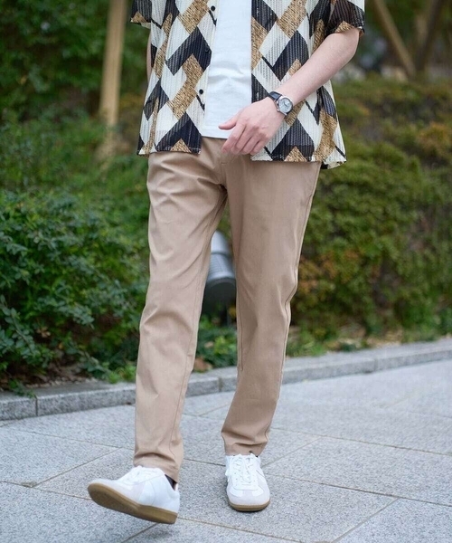 a.v.v(アーヴェヴェ)の「人気のベーシック【 WEB限定 】スーパーストレッチ セミワイドパンツ(シーズンレス)(その他パンツ・メンズ・カーキ/ブラック/グレー/ネイビー/ベージュ・46/48/50)」の21枚目の写真