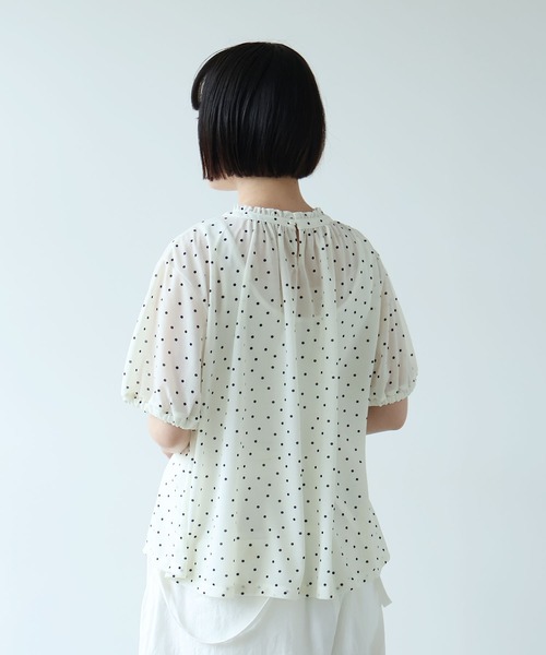 bulle de savon(ビュルデサボン)の「△mizutama 天竺 ギャザープルオーバー(Tシャツ/カットソー・レディース・ブラック・FREE)」の13枚目の写真