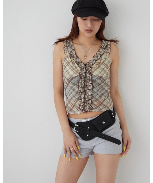 WHO'S WHO gallery（フーズフーギャラリー）の「センターフリルキャミ(チェック柄/ドット柄)（キャミソール・レディース・イエロー/ブラック系その他/オフホワイト/ブラック・FREE）」の4枚目の写真