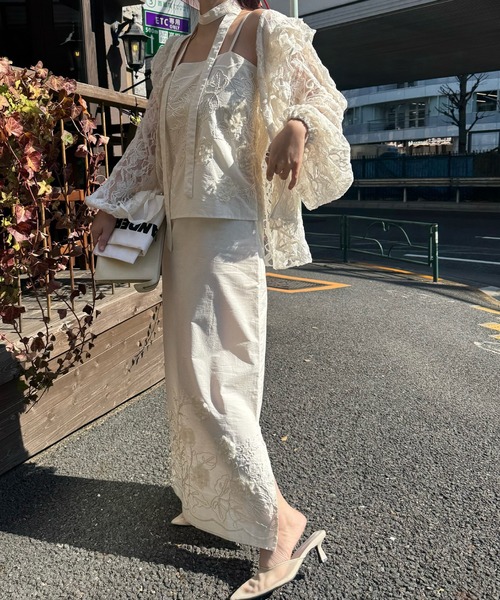 WILLFULLY（ウィルフリー）の「flower cord embroidery layered cami OP（ワンピース・レディース・アイボリー/ブラック・FREE）」の5枚目の写真