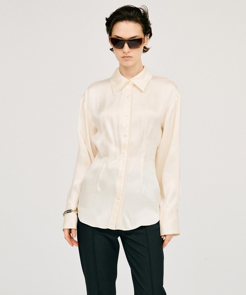 PRANK PROJECT（プランクプロジェクト）の「【2026Summer Pre-Order】サテンシンチドウエストシャツ / Satin Cinched Waist Shirt（シャツ/ブラウス・レディース・ホワイト/ピンク/ブラック・FREE）」の2枚目の写真