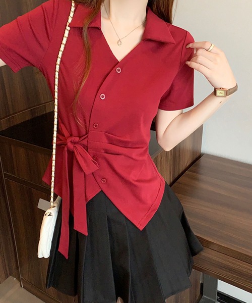 2ly2（トゥーリートゥー）の「サイドリボン カシュクール風ポロトップス（Tシャツ/カットソー・レディース・ブルー/ボルドー/ホワイト/ブラック・FREE）」の7枚目の写真