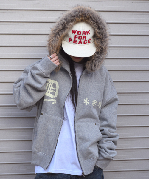 AMOU(アモウ)の「WORK FOR PEACE 5PANNEL CAP IVORY(キャップ・レディース・その他・FREE)」の2枚目の写真