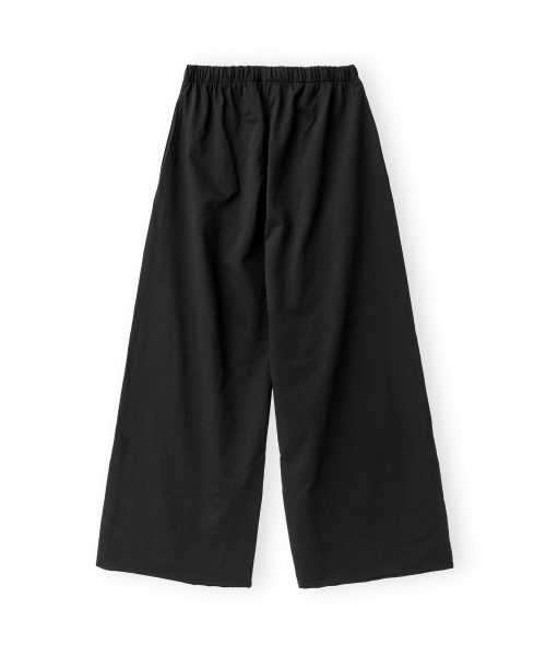 BROWNYARD(ブラウンヤード)の「Wカットオフイージーパンツ、ブラック(その他パンツ・レディース・その他・1/2)」の2枚目の写真