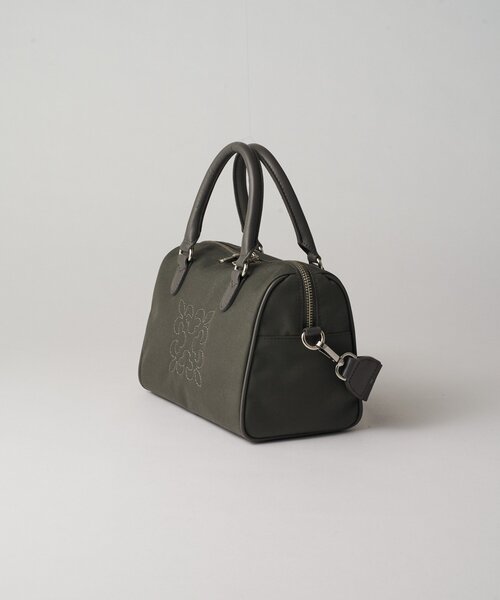 russet（ラシット）の「《WEB限定》コーデュラナイロン2WAYミニボストンバッグ（ボストンバッグ・レディース・ダークブラウン/グレー/グレイッシュベージュ・FREE）」の4枚目の写真