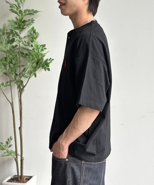 U.S. POLO ASSN.(ユーエスポロアッスン)の「ヘンリーT(Tシャツ/カットソー・メンズ・ネイビー/レッド/ホワイト/ブラック・SMALL/MEDIUM/LARGE)」の5枚目の写真