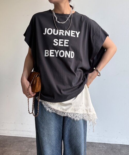 DouDou（ドゥドゥ）の「【WEB限定】袖タックフレンチスリーブロゴTEE（Tシャツ/カットソー・レディース・ブラック/オフホワイト/チャコールグレー・FREE）」の18枚目の写真