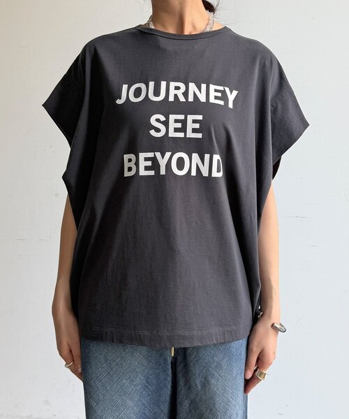 DouDou（ドゥドゥ）の「【WEB限定】袖タックフレンチスリーブロゴTEE（Tシャツ/カットソー・レディース・ブラック/オフホワイト/チャコールグレー・FREE）」の21枚目の写真