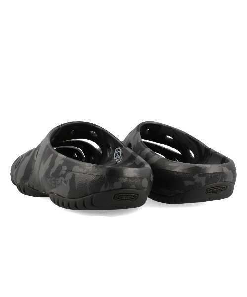 KEEN(キーン)の「KEEN YOGUI / キーン ヨギ / 1028525(サンダル・メンズ・ブラック・29cm/28cm/27cm/26cm/25cm)」の3枚目の写真