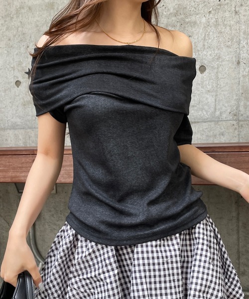 ROGER AND RAW(ロジャーアンドロウ)の「ヴィンテージ風 ムラ染めプリント オフショルTシャツ(Tシャツ/カットソー・レディース・グレー/ブラック/ホワイト・FREE)」の18枚目の写真