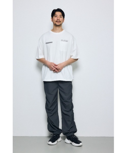 AZUL by moussy(アズールバイマウジー)の「SHELTECH Light アクティブパンツ(スラックス・メンズ・グレー/ブラック/グレー系その他・SMALL/MEDIUM/LARGE)」の16枚目の写真
