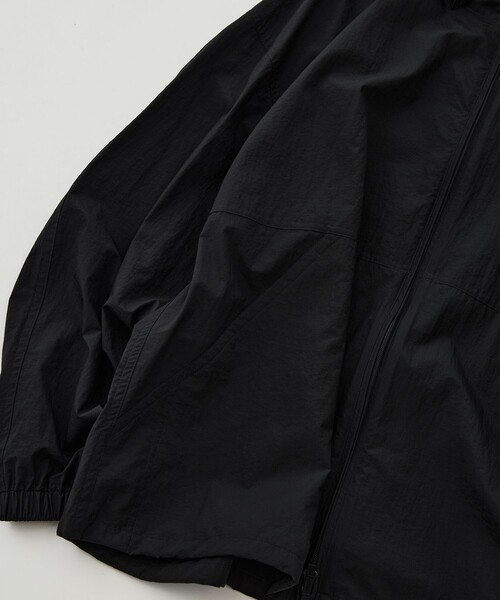 ATON（エイトン）の「【ATON/エイトン】SUPER LIGHT NYLON SPORT JACKET（ナイロンジャケット・メンズ・ネイビー/ブラウン・4/6）」の18枚目の写真