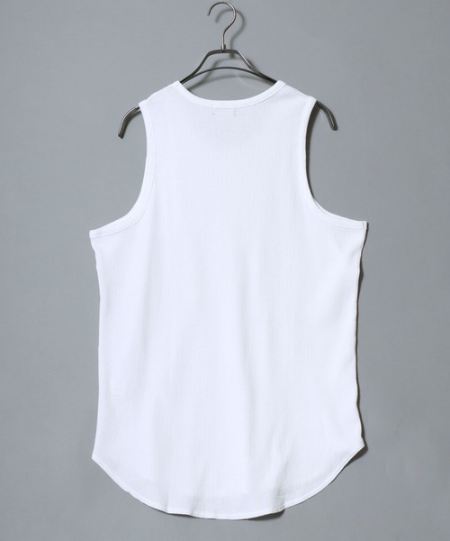 ANPAS（アンパス）の「Waffle-Knit Tank Top / 裾ラウンド ワッフルタンクトップ 無地 メンズ トップス インナー セミロング丈（タンクトップ・メンズ・グレー/ブラック/ホワイト・M/L）」の5枚目の写真