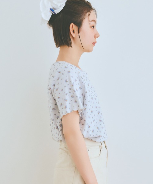 COLORME(カラーミー)の「【AKB48 伊藤百花 着用】小花柄半袖カットソー(Tシャツ/カットソー・レディース・ホワイト/グレー・FREE)」の19枚目の写真
