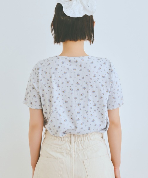 COLORME(カラーミー)の「【AKB48 伊藤百花 着用】小花柄半袖カットソー(Tシャツ/カットソー・レディース・ホワイト/グレー・FREE)」の20枚目の写真