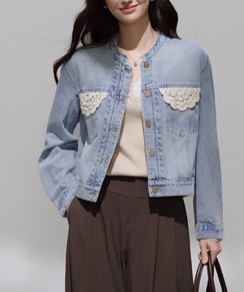 MARC JACOBS - SASSYMOODY デニムジャケット アシンメトリー ショート丈 レース AMAJI（アマジ）の「デニムジャケット ショート丈 レーストリム 襟付き