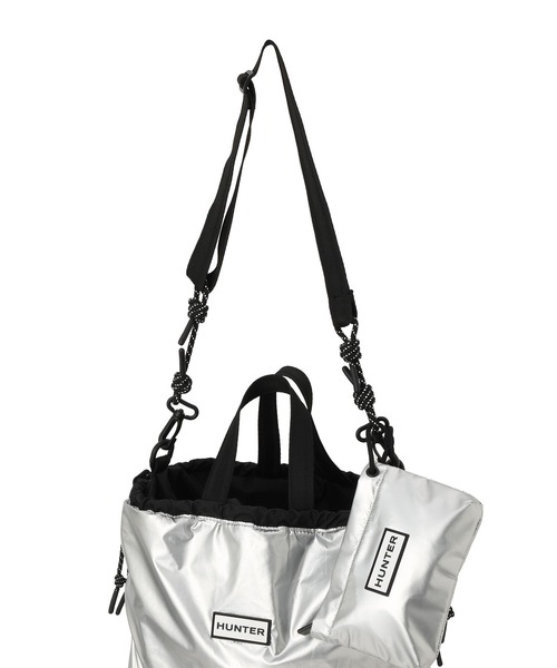 HUNTER(ハンター)の「【HUNTER for ADAM ET ROPE'】別注 TRAVEL MULTI FUNCTION TOTE(トートバッグ・レディース・シルバー・FREE)」の21枚目の写真
